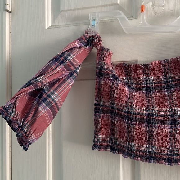 pink stretchy crop top - Picture 3 of 5